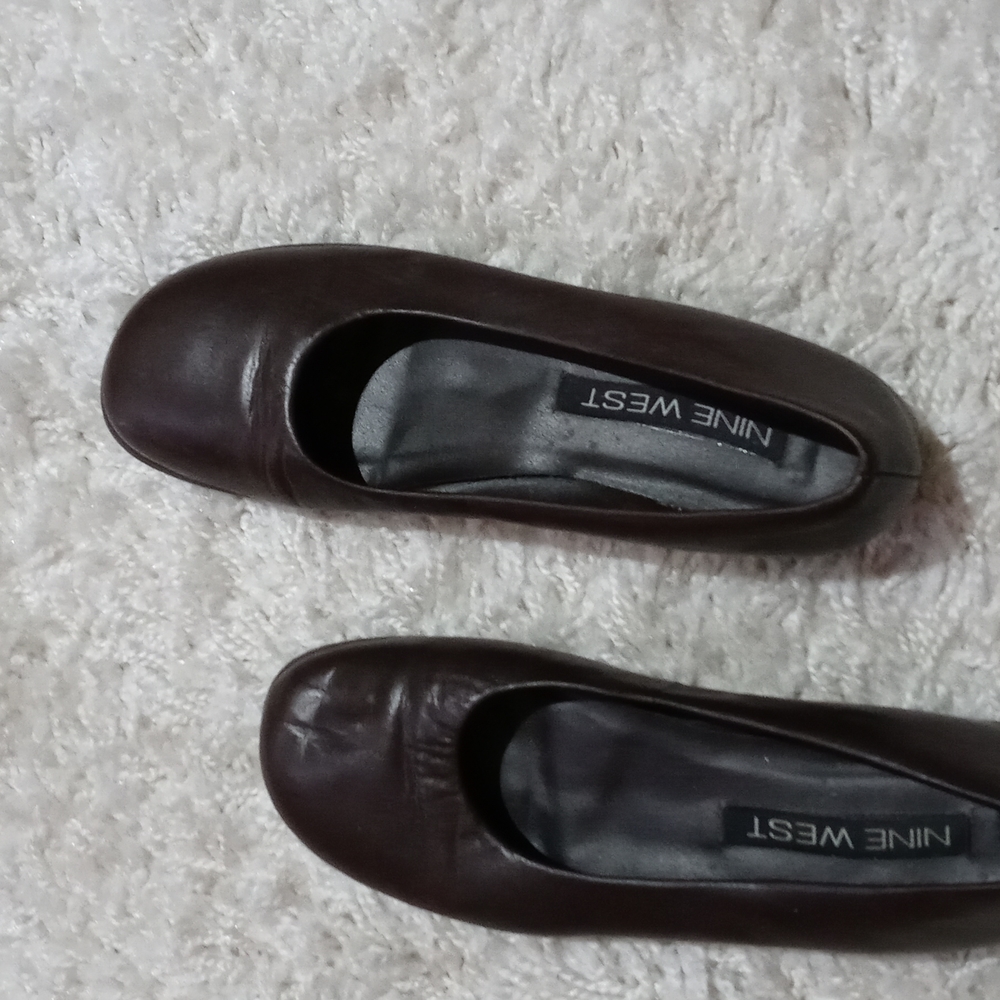 Nine West brown leather flats 8N